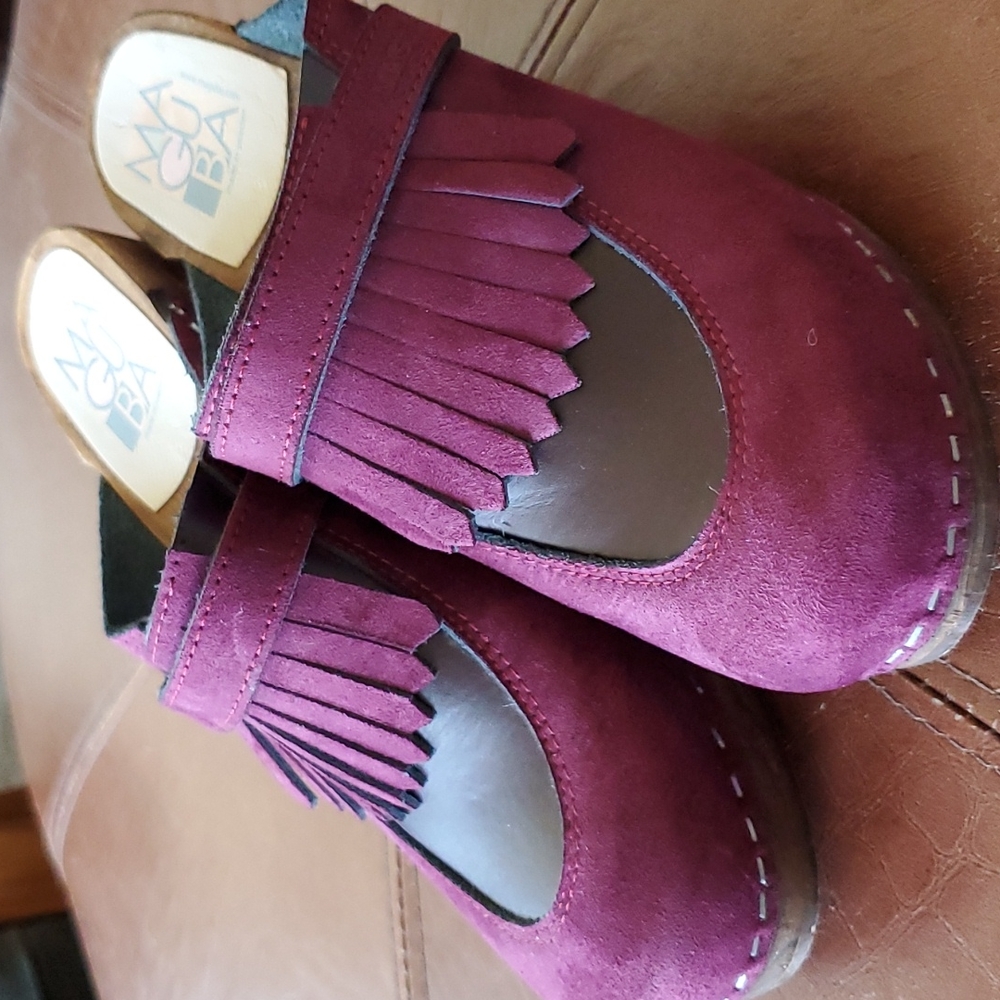 Maguba clogs